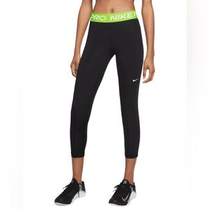 Nike Pro 365 Mid Rise Volt BLack 3/4 Leggings
